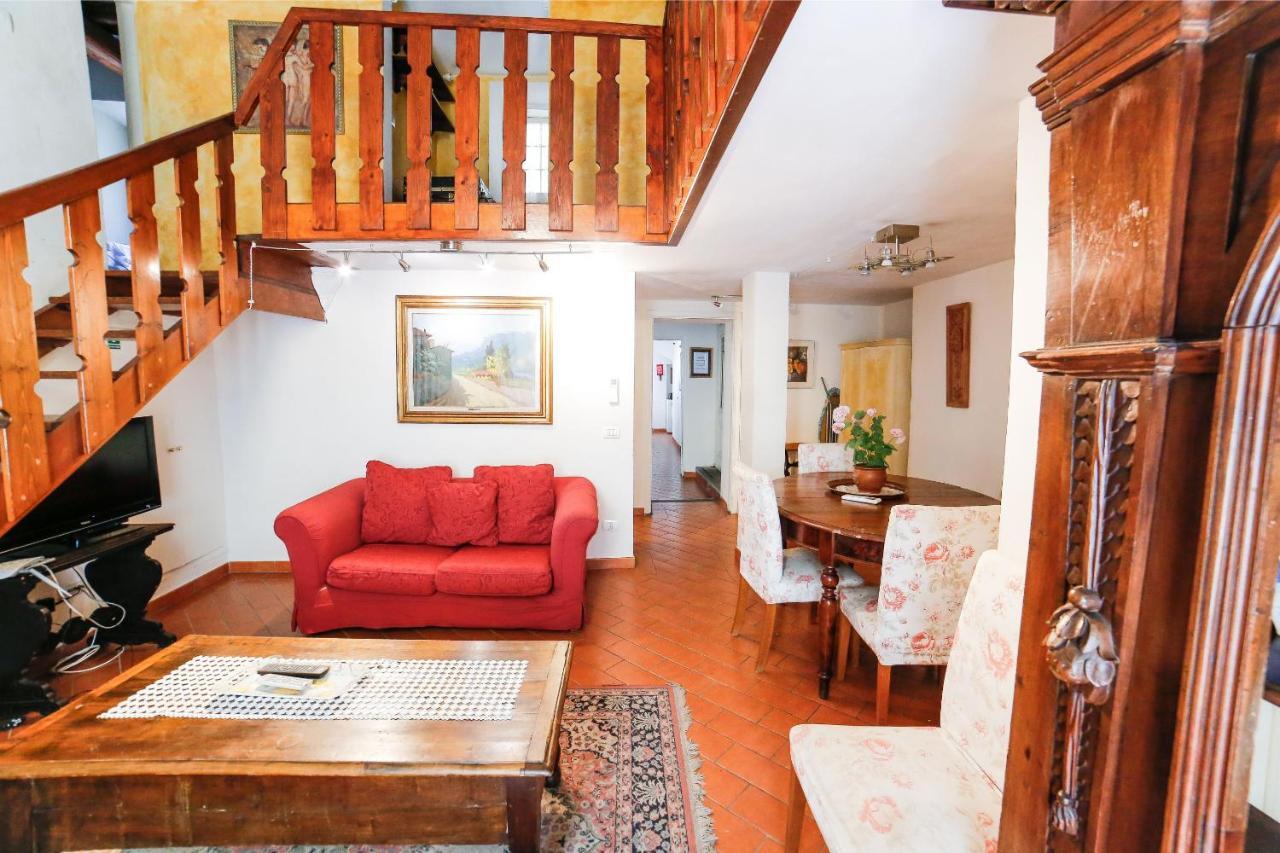 פירנצה Traditional Apt Close To The Duomo - Private Yard! מראה חיצוני תמונה
